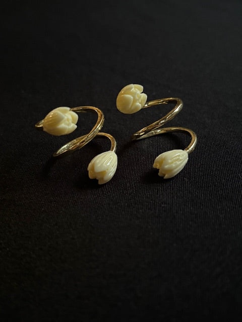 Double Adjustable White Pikake Rings