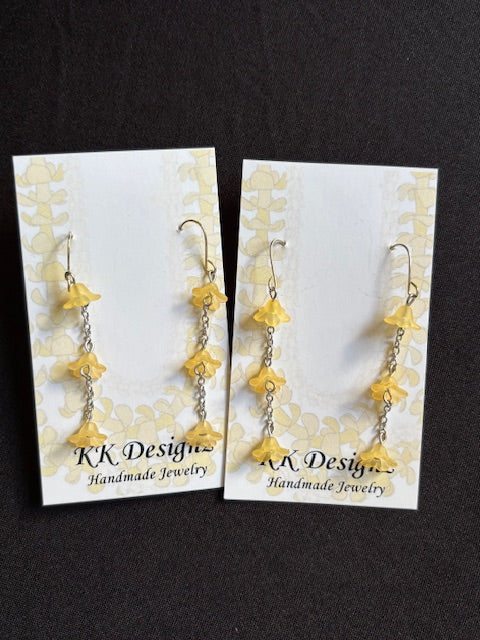 Mini Orange Puakenikeni Dangle Chain on Gold