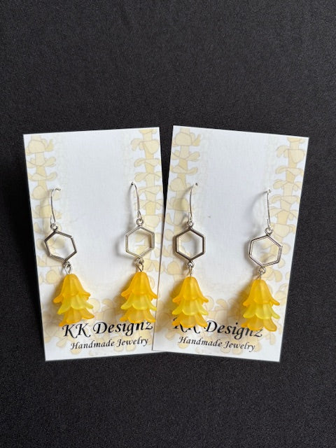 Yellow/Orange Puakenikeni w/ Octagon Dangle on Silver